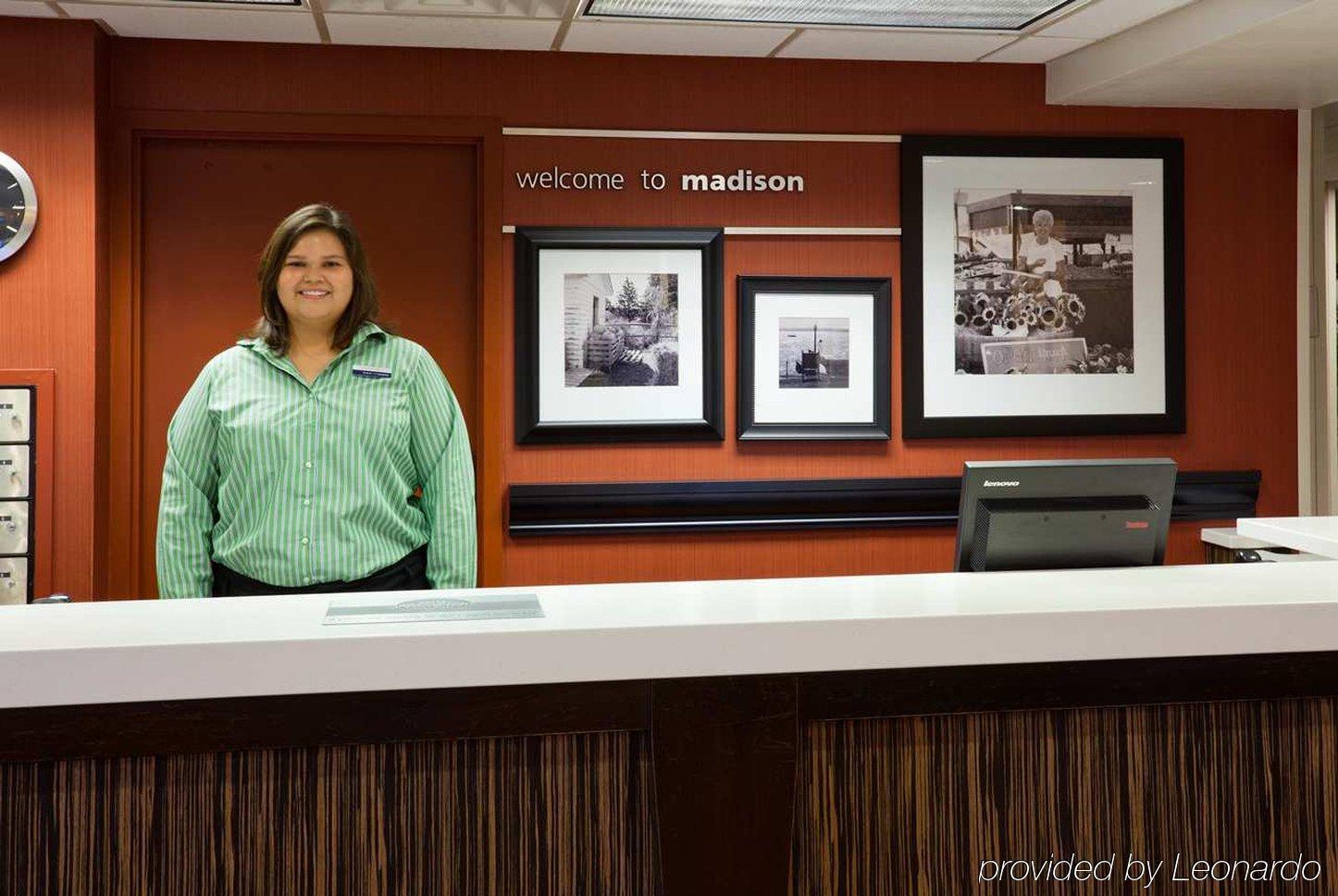 Hampton Inn Madison East Towne Mall Area Interior foto